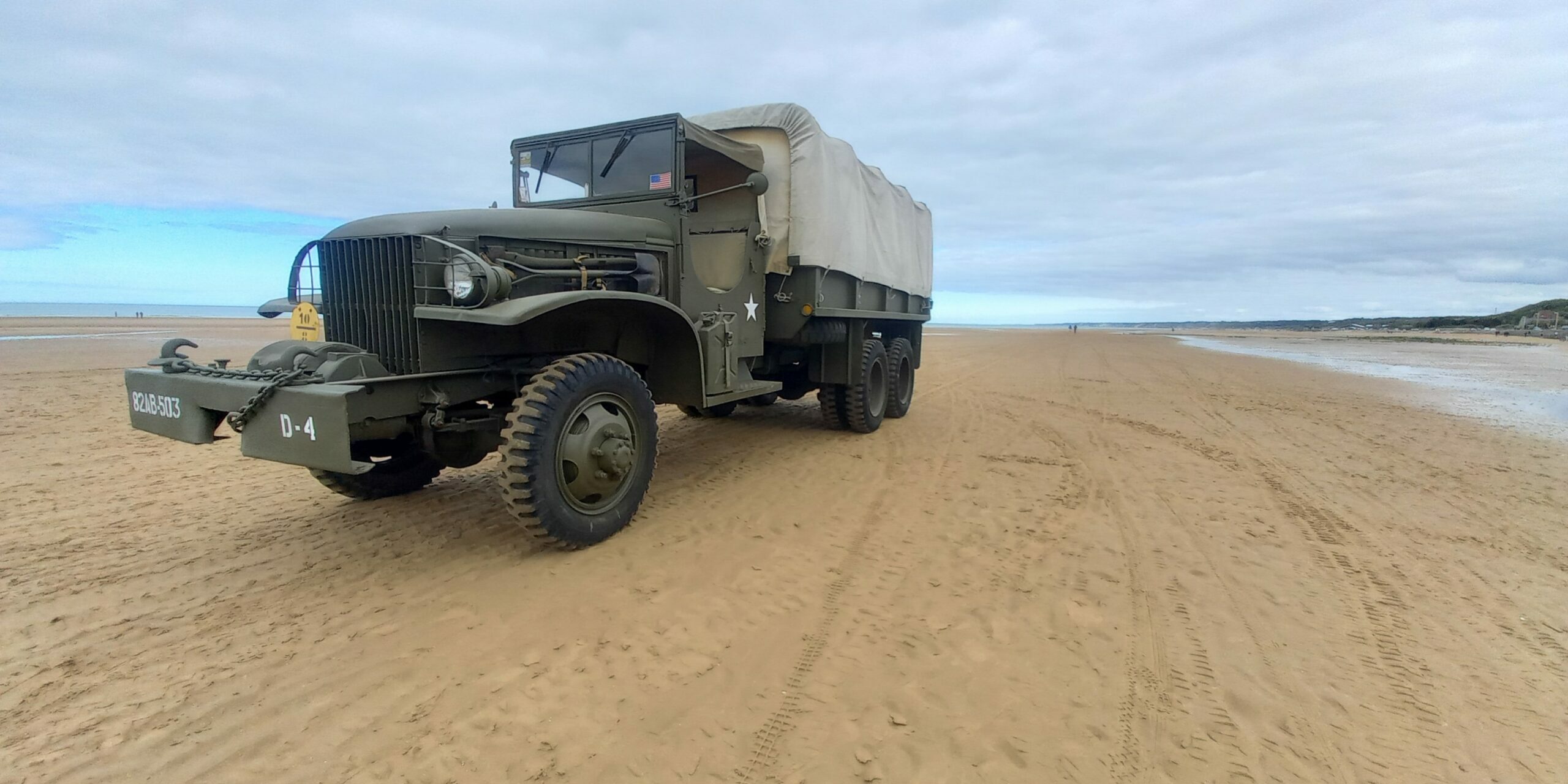 Sur Omaha Beach en juin 2024